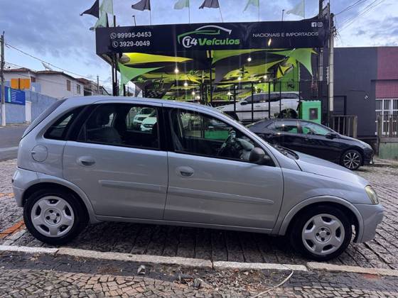 CHEVROLET CORSA 1.4 MPFI MAXX 8V FLEX 4P MANUAL CHEVROLET CORSA 1.4 MPFI MAXX 8V FLEX 4P MANUAL